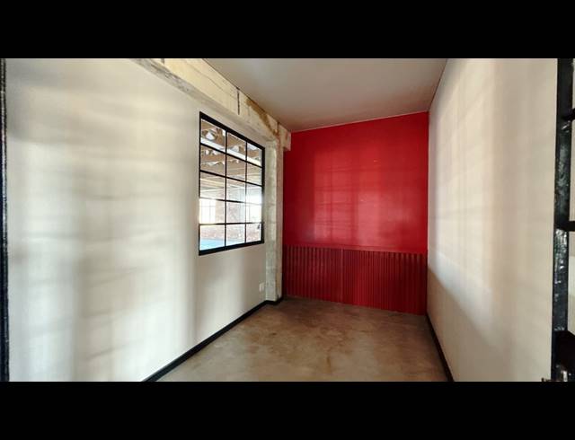 754M² OFFICE TO LET IN POINT WATERFRONT